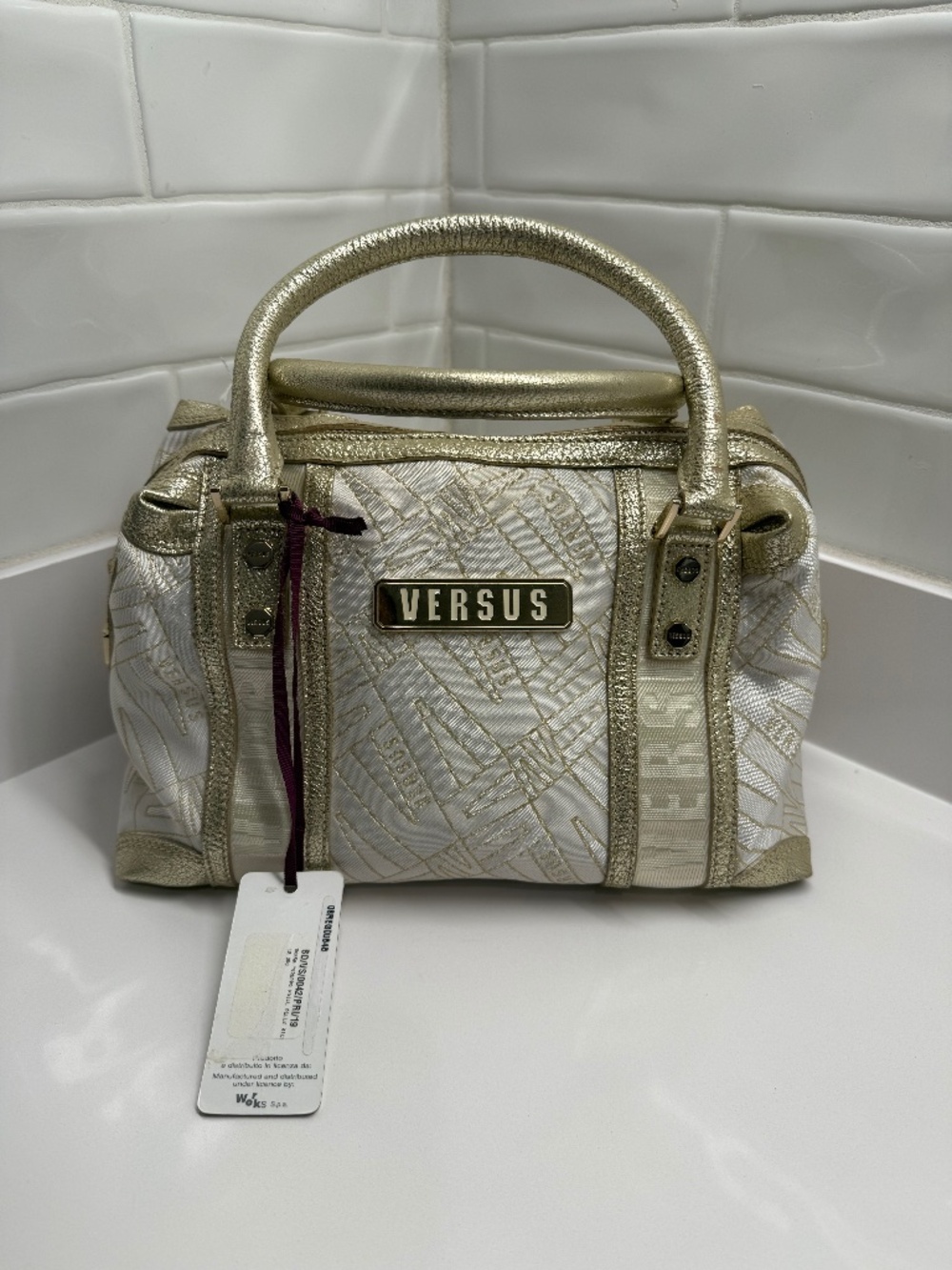 VERSUS BY VERSACE HANDBAG NEW WITH TAGS